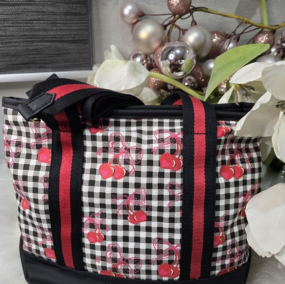 BETSEY JOHNSON CHERRY AND CHECK Crossbody Hand BAG.Brand new - Picture 7 of 9